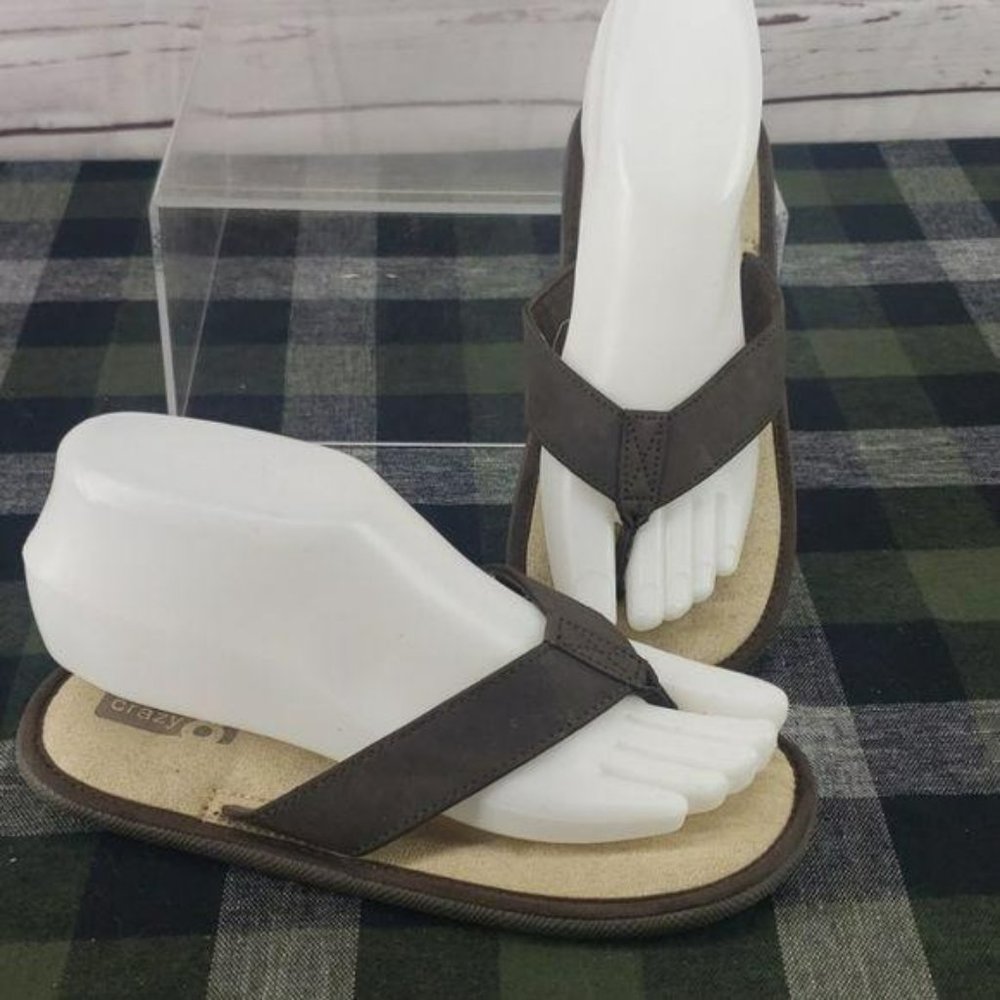 Crazy‎ 8 Brown Suede Size 2-3 Flip Flop Sandals
